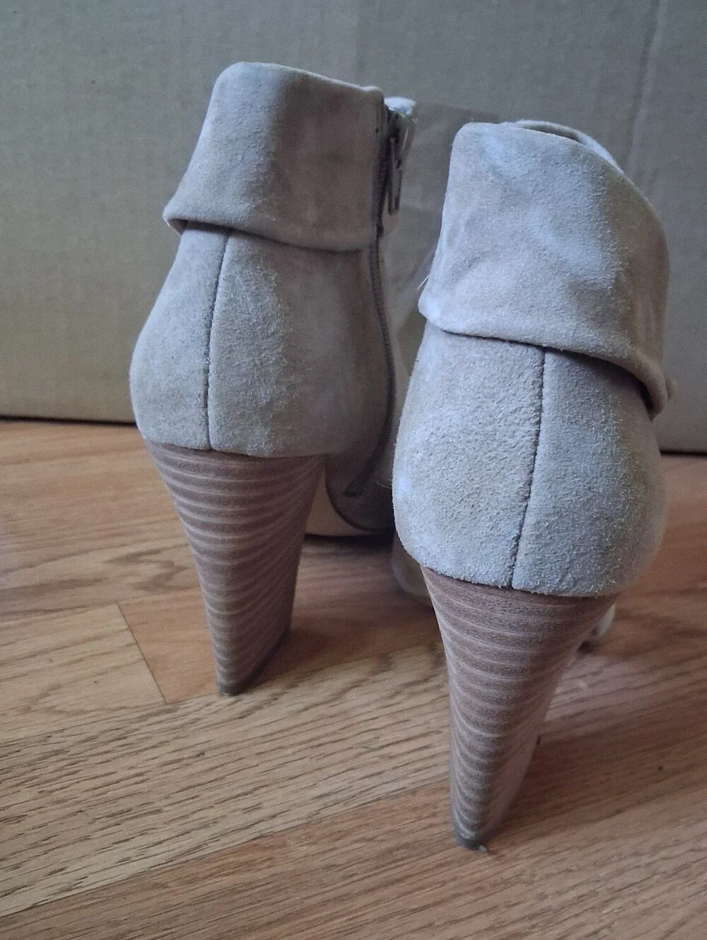 Nine West Peep Toe Ankle Bootie Heels Womens 9  Beige Suede